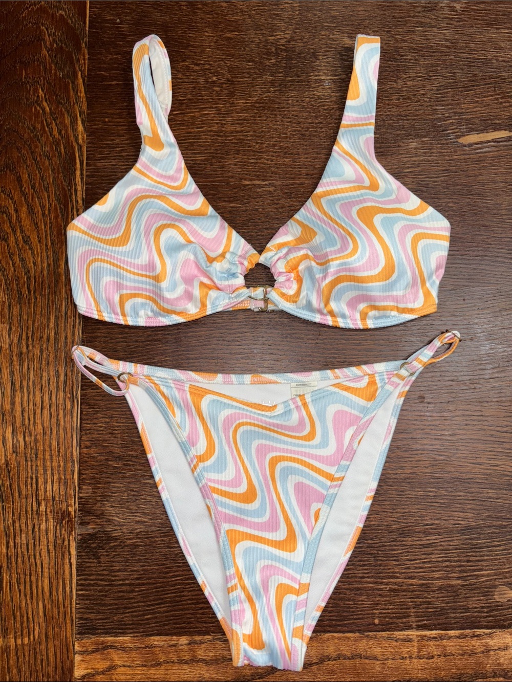 NWOT Hollister Retro Swirl Ribbed Bikini 70’s Inspired Women’s Small
